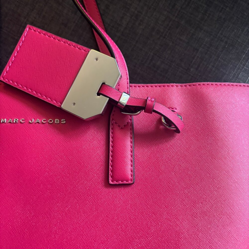 Auth NWOT Marc Jacobs Rare HOT PINK magenta  Sidekick Tote - Picture 4 of 14